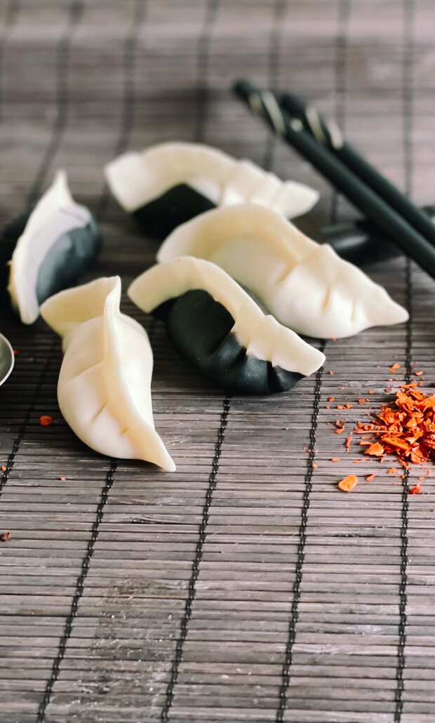 Чёрный рис с лососем